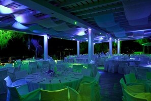 Breakfast, lunch and dinner served - Galazio Beach (Rhodes)