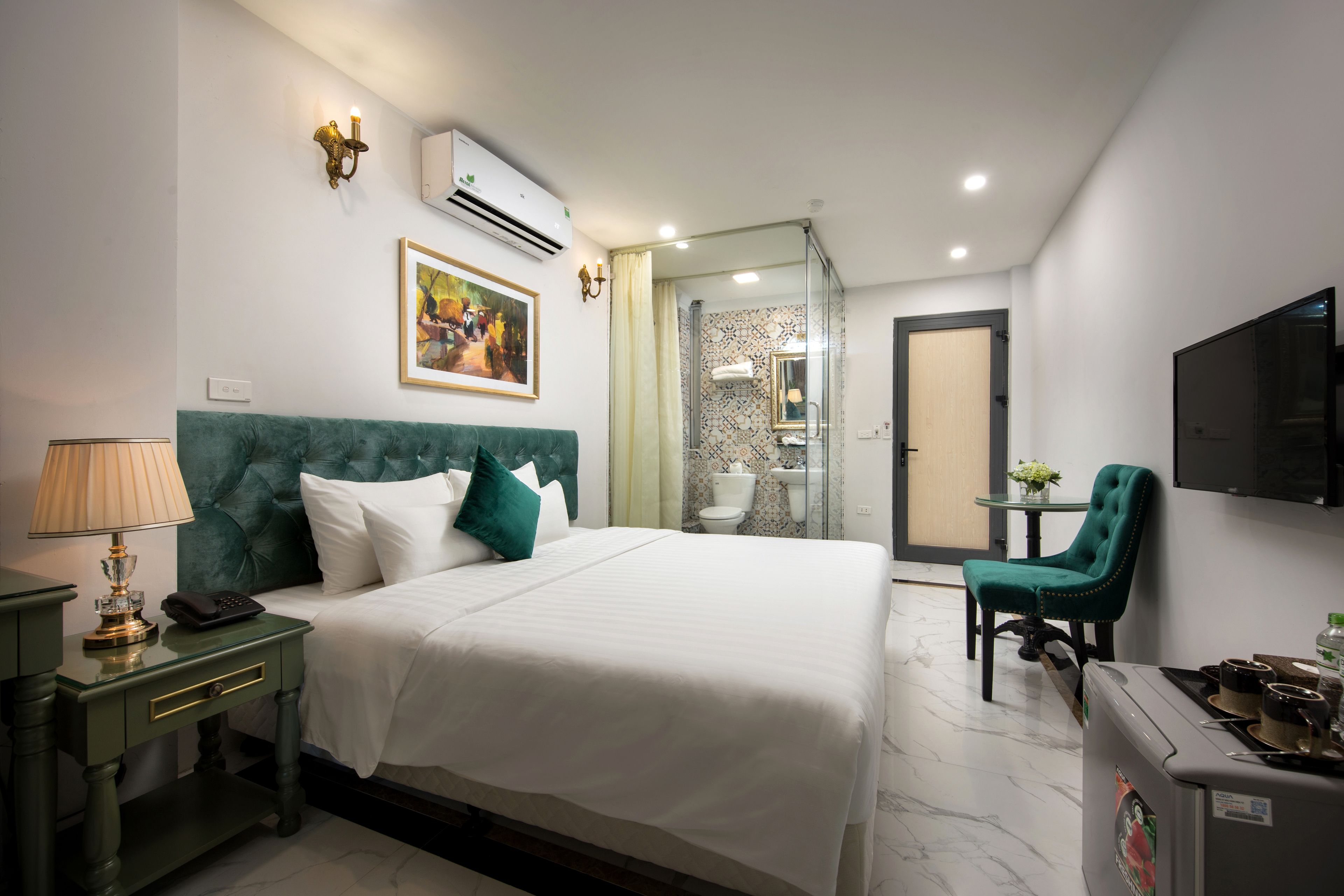 1 bedroom, minibar, in-room safe, desk