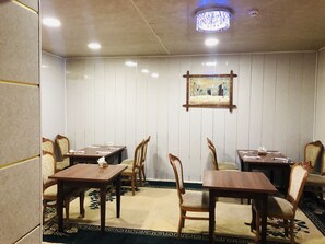 Free daily full breakfast