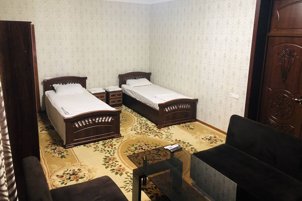 Iron/ironing board, free WiFi, bed sheets
