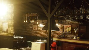 Bar (on property) - Nevizade Otel & Restaurant (Amasya)