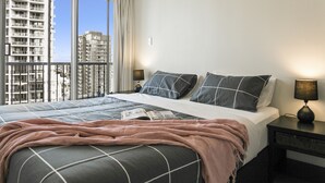 Premium Apartment, 2 Bedrooms, 2 Bathrooms, City View - Surf Moon (Surfers Paradise)