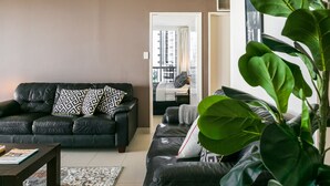 Interior - Surf Moon (Surfers Paradise)