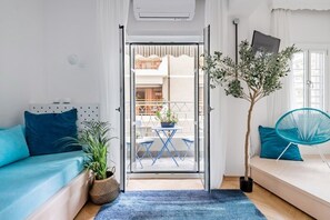 Smart-TV, Bücher, Drucker