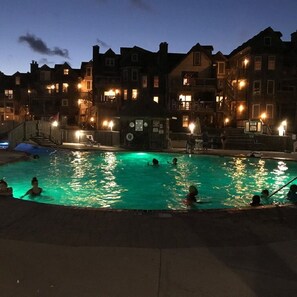Indendørs pool, udendørs pool