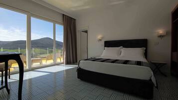 Appartamento Superior | Biancheria da letto ipoallergenica, copriletto in piuma