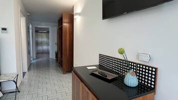 Studio – comfort | Allergitestet sengetøy, dundyner, memory foam-senger og safe på rommet