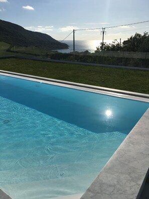 Seasonal outdoor pool, pool umbrellas, sun loungers - Myrtus Agropoli (Agropoli)