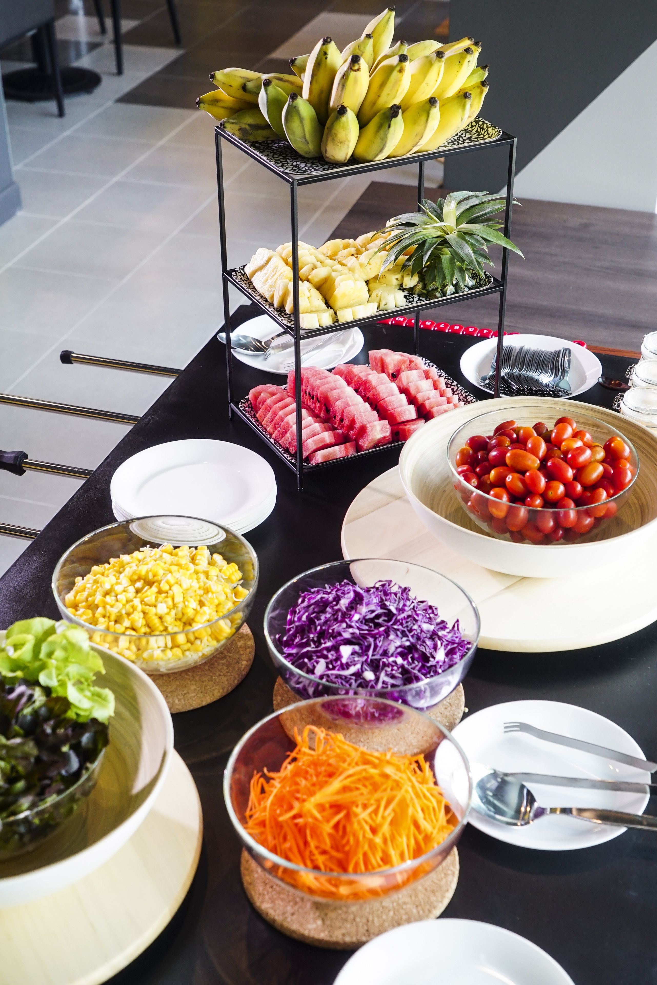 Daily buffet breakfast (THB 250 per person)