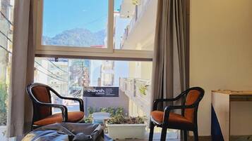 Premium bedding, Select Comfort beds, desk, laptop workspace