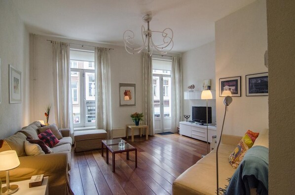 Living area - Apartment in Amsterdam (Amsterdam)