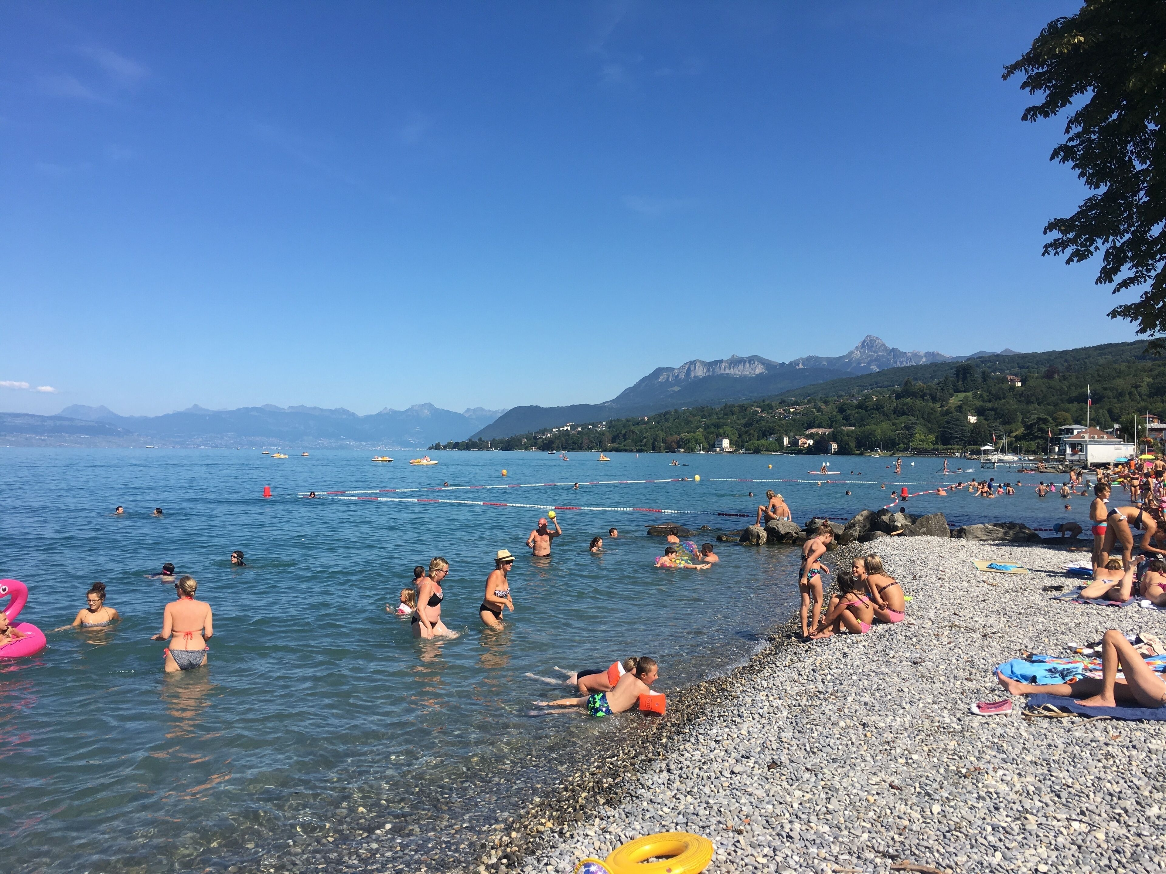 La Plage a Amphion, Lac Leman