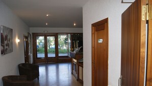 Interior entrance - Hotel del Bisset (La Massana)