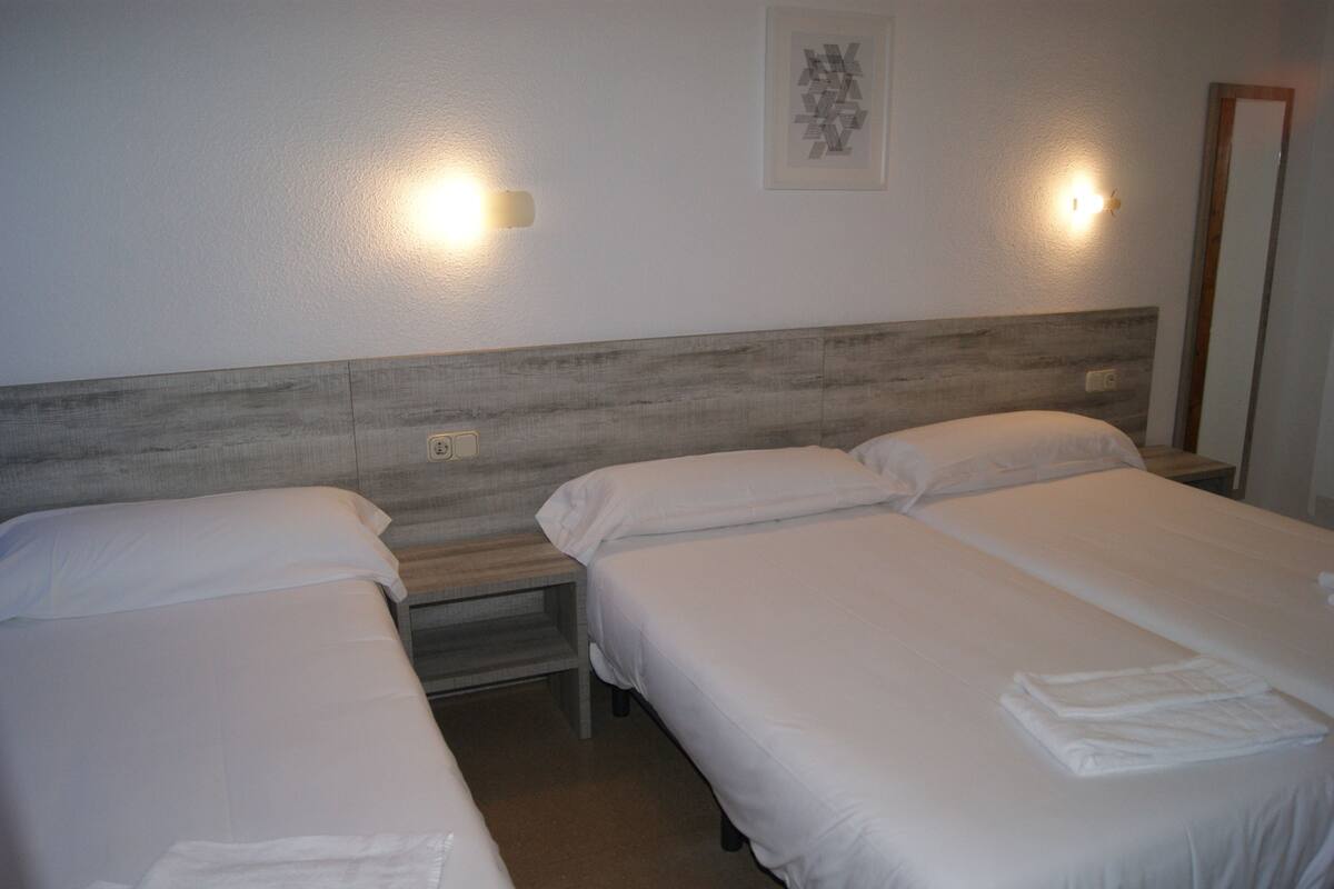 In-room safe, desk, cots/infant beds, free WiFi