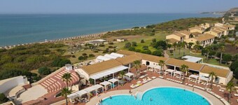 Sikania Eco Resort
