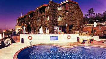 Piscina a l'aire lliure