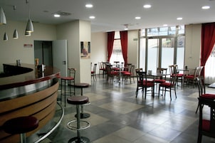 Bar (en el alojamiento)