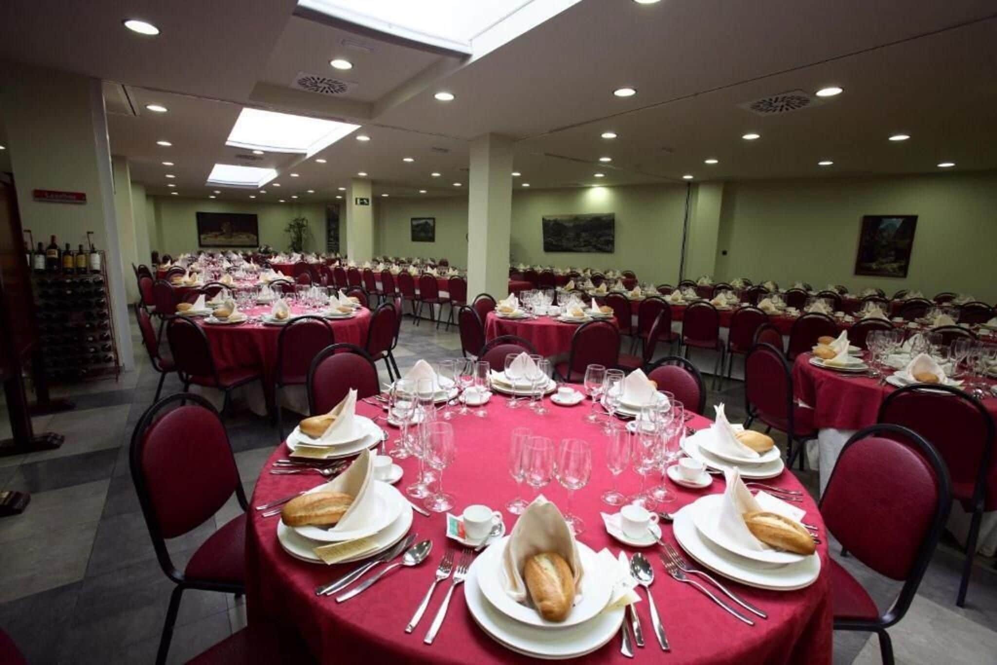 Banquet hall