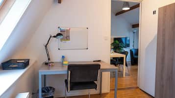 Décoration personnalisée, ameublement personnalisé, bureau