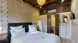 Standard Double Room, Non Smoking | In-room safe, desk, blackout drapes, free WiFi - Ferme By Ikalimo (Sti Fadma)