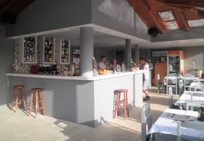 Bar (en el alojamiento)