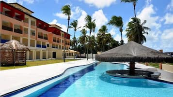 Outdoor pool, open 8:00 AM to 8:00 PM, pool loungers