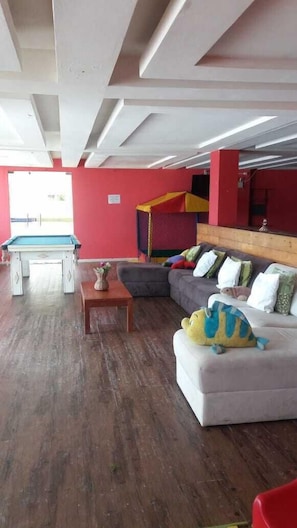 Games room - Costa Brava Praia Hotel (Lucena)