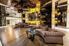Bar (in der Unterkunft)