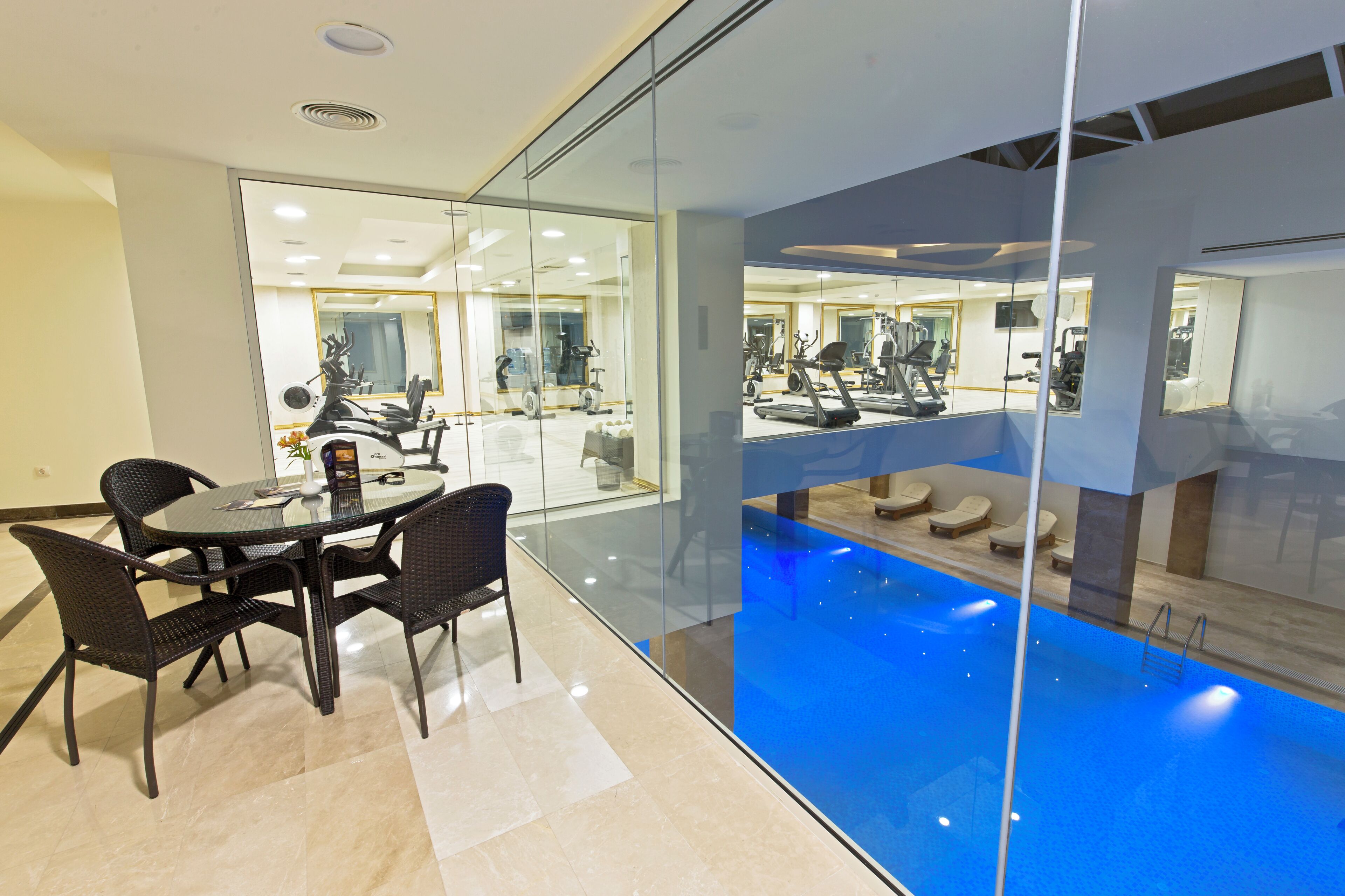 Piscina