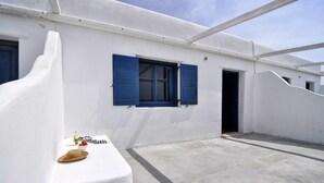 Terrace/patio - Cavo Mykonos Apartments (Mykonos)