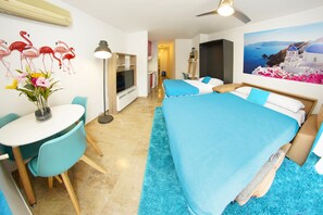 Iron/ironing board, free WiFi, bed sheets