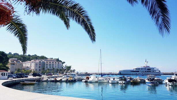 Marina - Apartel Park Osejava (Makarska)