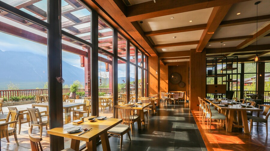 Jinmao Pureal Mountain Lijiang