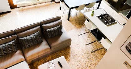 Francesca's house - between VENICE VERONA and DOLOMITES