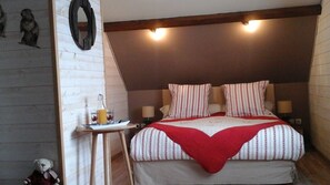 Doppelzimmer (Marmottes) | Schallisolierte Zimmer, kostenlose Babybetten, Zustellbetten
