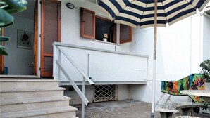 Comfort Apartment | In-room safe, desk, laptop workspace, cribs (free) - Residence le Rose (Bibbona)