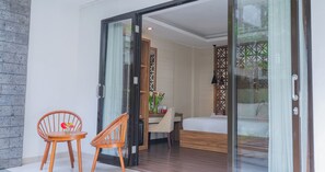 Deluxe Room, Pool Access | Terrace/patio - Swiss-Belinn Seminyak (Seminyak)