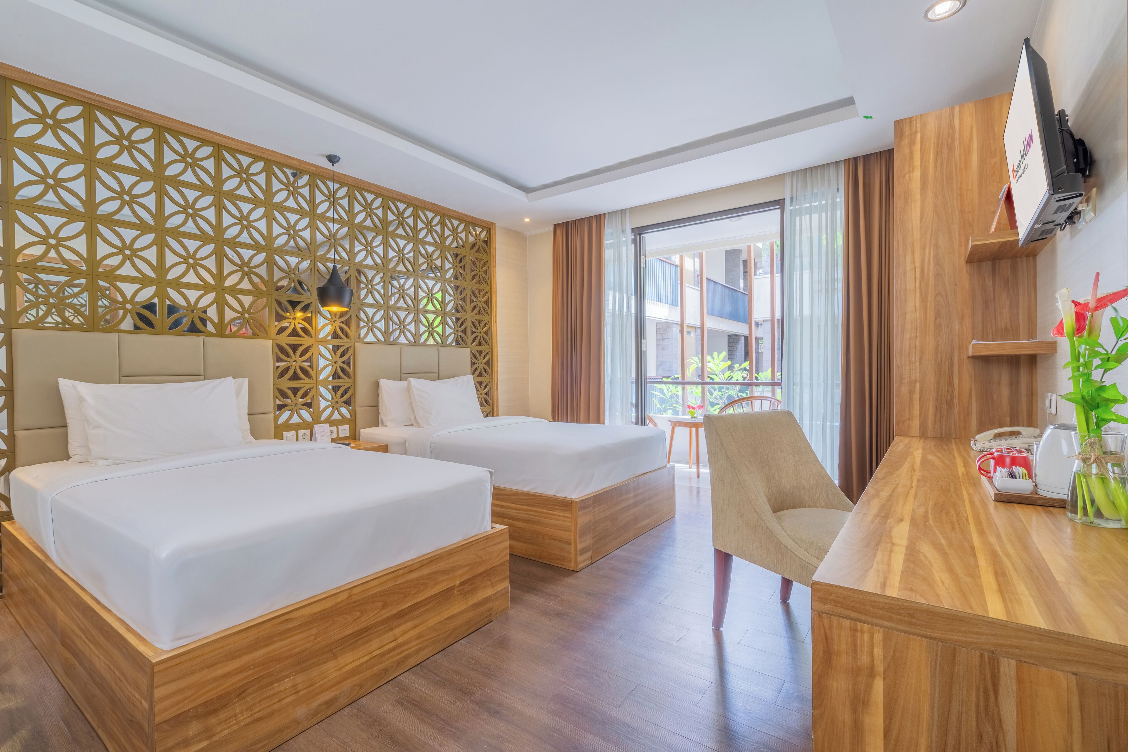 Deluxe Room | In-room safe, desk, soundproofing, free WiFi