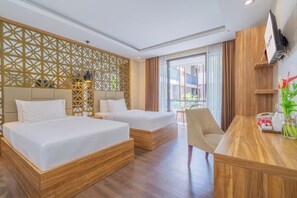Habitación Deluxe | Caja de seguridad en la habitación, escritorio y insonorización 