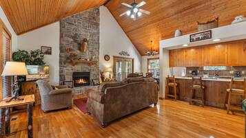 Cottage, 4 Bedrooms | Living area | Smart TV