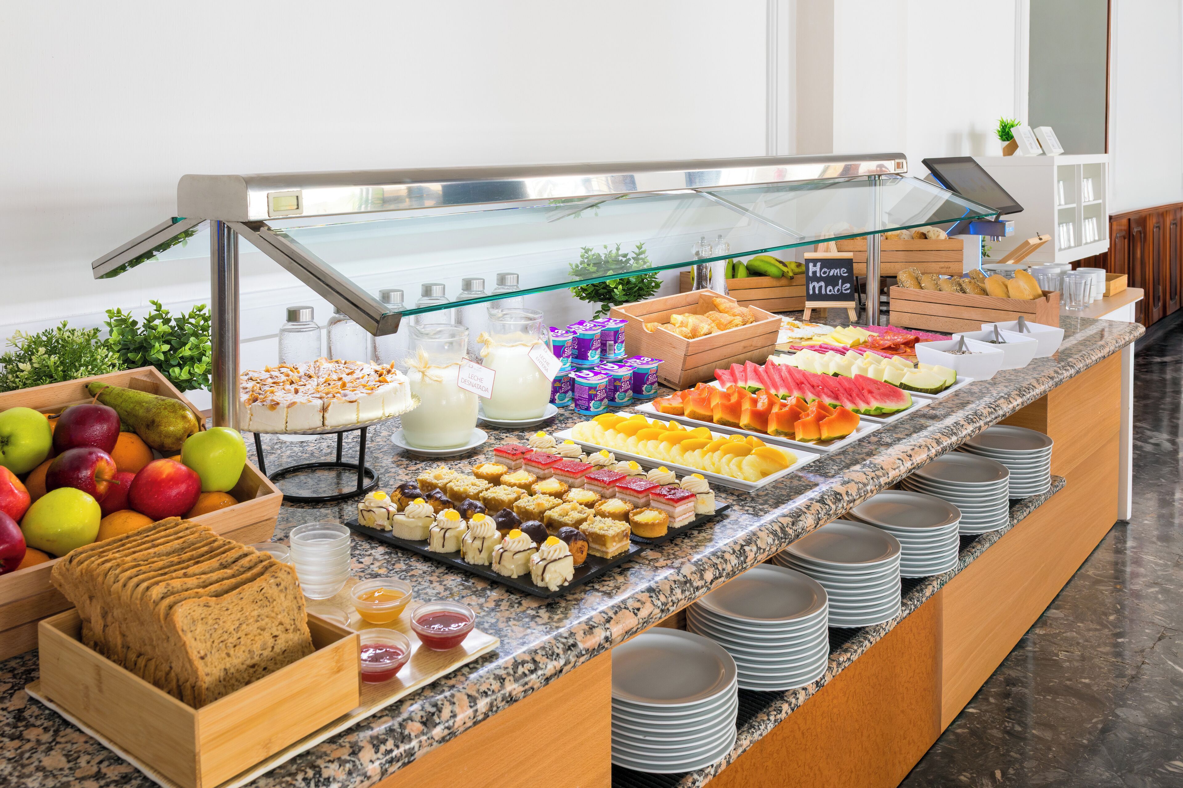 daily buffet breakfast (eur 6 per person)