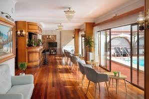 Lobby sitting area - Hotel Don Manolito (Puerto de la Cruz)