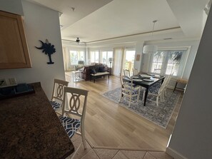 Interior - Ocean Escape-3 bedroom/bath, Oceanfront, 2nd floor, LandTransportation Included! (Daufuskie Island)