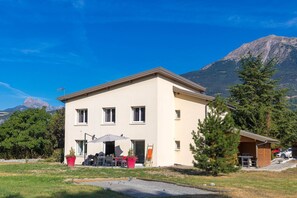 Exterior - Emma's Villa in Crots (Crots)