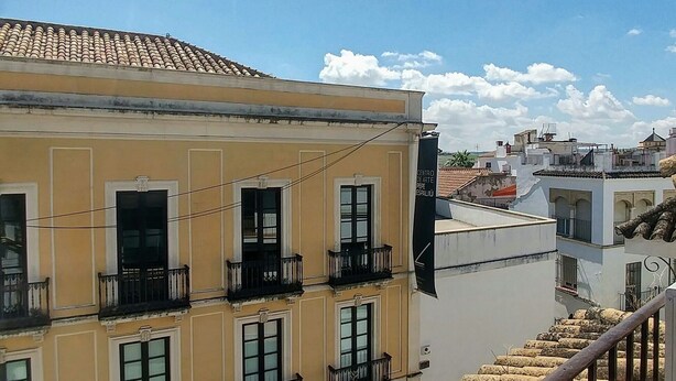 Exterior - Apartamentos Torre de la Mezquita (Córdoba)