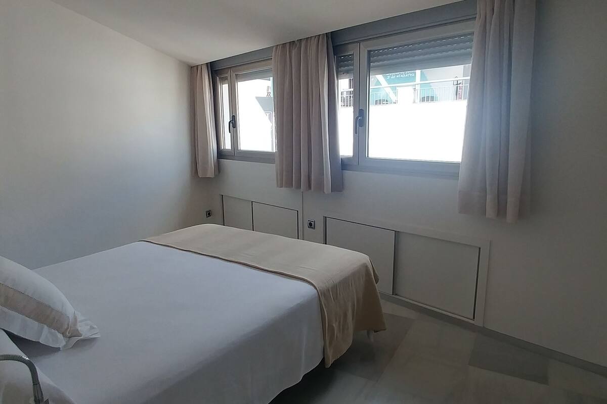 Penthouse, 1 Bedroom | Free cots/infant beds, free WiFi, bed sheets