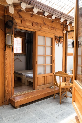 Traditionelles Haus @ Palast & Insadong