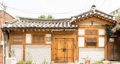 Casa tradicional @ palace & insadong