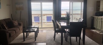 Seaway Slips Waterfront Cottages