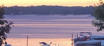 Seaway Slips Waterfront Cottages